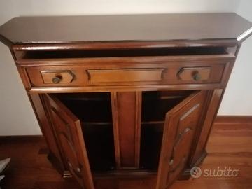 armadietto da ingresso in legno