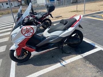 Scooter TMAX500