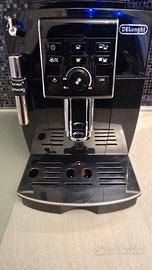 Macchina caffè superautomatica DeLonghi 