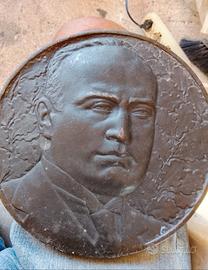 Medaglione da parete in bronzo Mussolini 