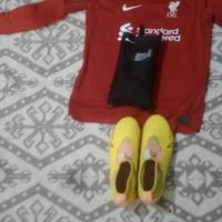 tutta Liverpool scarpe Nike e parastinchi nike