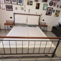 Letto e comodini in autentico ferro battuto a mano