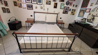 Letto e comodini in autentico ferro battuto a mano