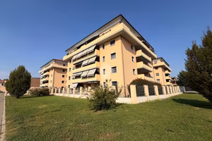 2 LOCALI A MAGENTA