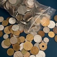 Lotto 3 kg monete straniere