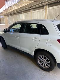 Suv mistubischy