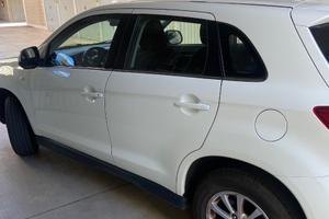 Suv mistubischy