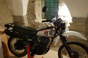 Yamaha XT 500         10000 miglia