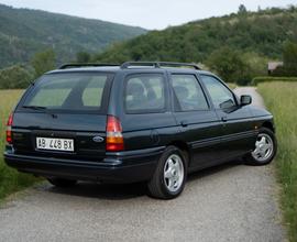 FORD Escort 16v Explorer