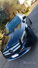 mercedes gla 200d 4 Matic