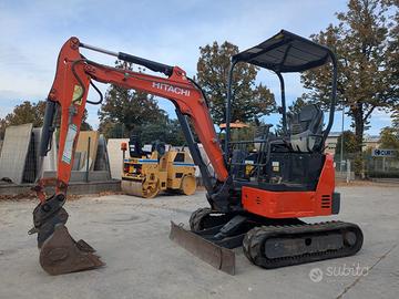 Miniescavatore Hitachi ZX19U5, anno 2015