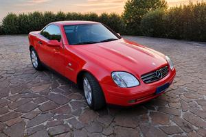 Mercedes SLK KOMPRESSOR rossa
