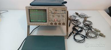 Oscilloscopio  Tektronix 460A