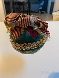 Palla di Natale decorata a mano con stoffa