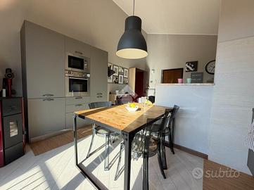 3 LOCALI A MONTECASTRILLI