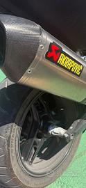 Scarico Akrapovic t max