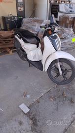 Scarabeo 50cc 4T