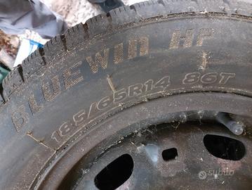4 gomme invernali usate 