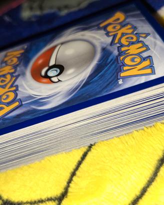 lotto 60 carte Pokémon