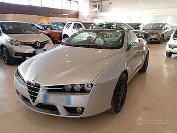 Alfa Romeo Spider 3.2 JTS V6