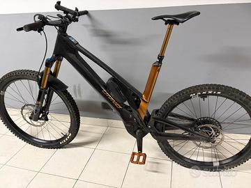 2023 UNNO BOOS MITH RACE mis. S3 BOSCH 750 wh