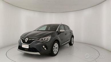 Renault Captur Plug-in Hybrid E-Tech 160 CV I...