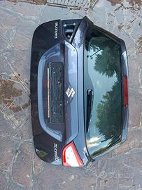 portellone baule suzuki sxcross ,lunotto