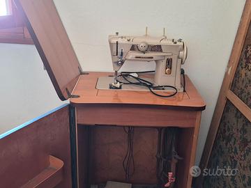 Macchina da cucire elettrica Singer anni 60