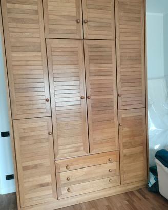 Armadio 4 ante legno massiccio