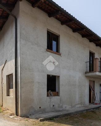 CASA SEMINDIPENDENTE A ARIGNANO