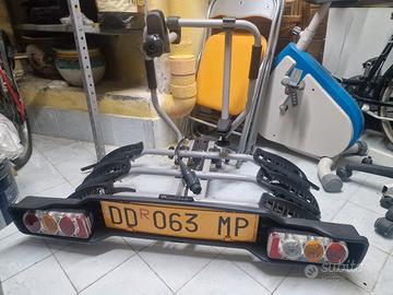 porta biciclette per gancio di traino