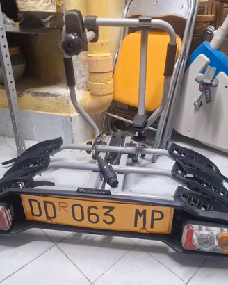 porta biciclette per gancio di traino