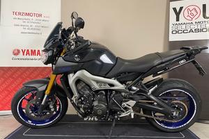 Yamaha MT-09 Race blu / Matt grey