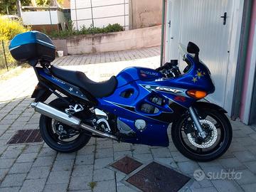 Suzuki GSX 600 F