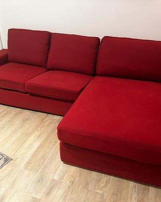 gratis divano ikea con chaise  longue colre bordea