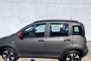 Fiat Panda 1.0  Hybrid Cross - versione Red
