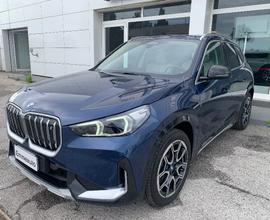 BMW iX1 xDrive 30e xLine