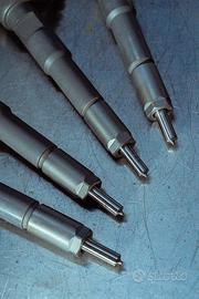 Iniettore Common Rail BOSCH CRI 0445110652