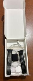 Apple Watch SE 2 Starlight 40mm Cinturino e Cavo