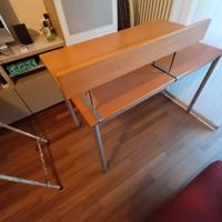 Tavolino per postazione di lavoro