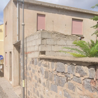 Casa cortile terreno