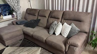 Divano letto 4 posti con penisola