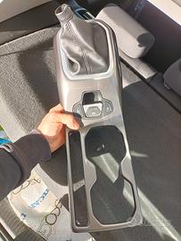 Jeep renegade consolle centrale con tasto freno a