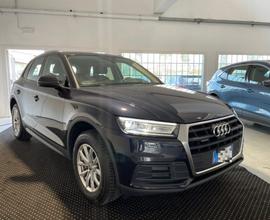AUDI Q5 35 TDI quattro S tronic Business PROMO