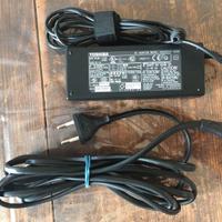 Alimentatore Originale Toshiba 15v 5Amp 75Watt