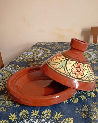 Piatto di tajine in terracotta