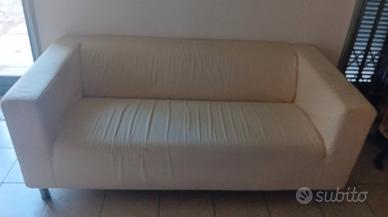 divano 2 posti in tessuto
