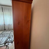 Mobile Vetrina in legno di Ciliegio massiccio