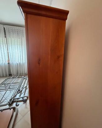 Mobile Vetrina in legno di Ciliegio massiccio