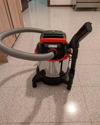 Aspirapolvere Black and Decker 
